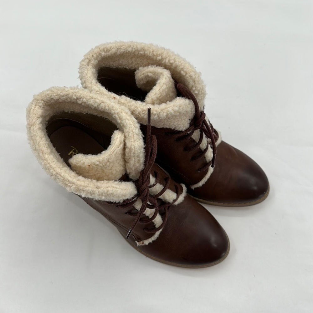 Restricted Heeled Ankle Boots